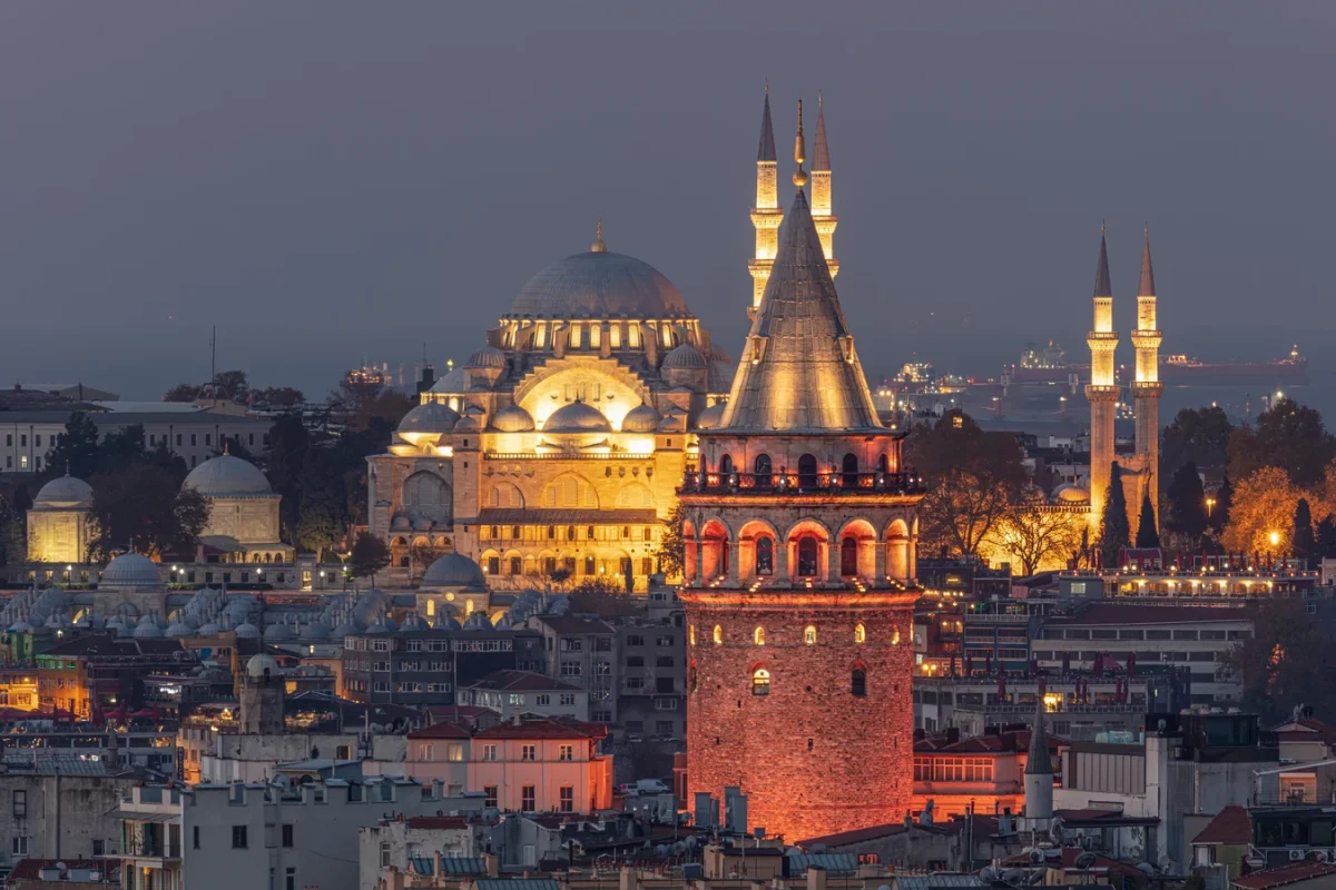 Галатская башня вечером