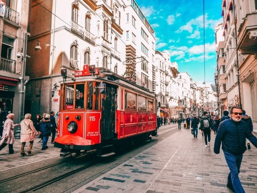 Трамвай на Истикляль